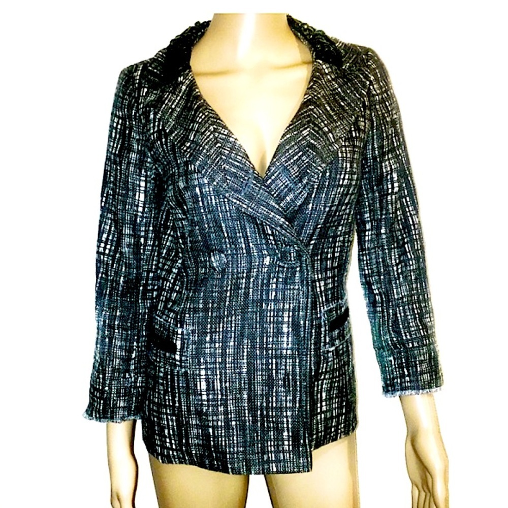 J crew Embellished Collar. Tweed pea coat, cropped arms Brand NWT original$250​